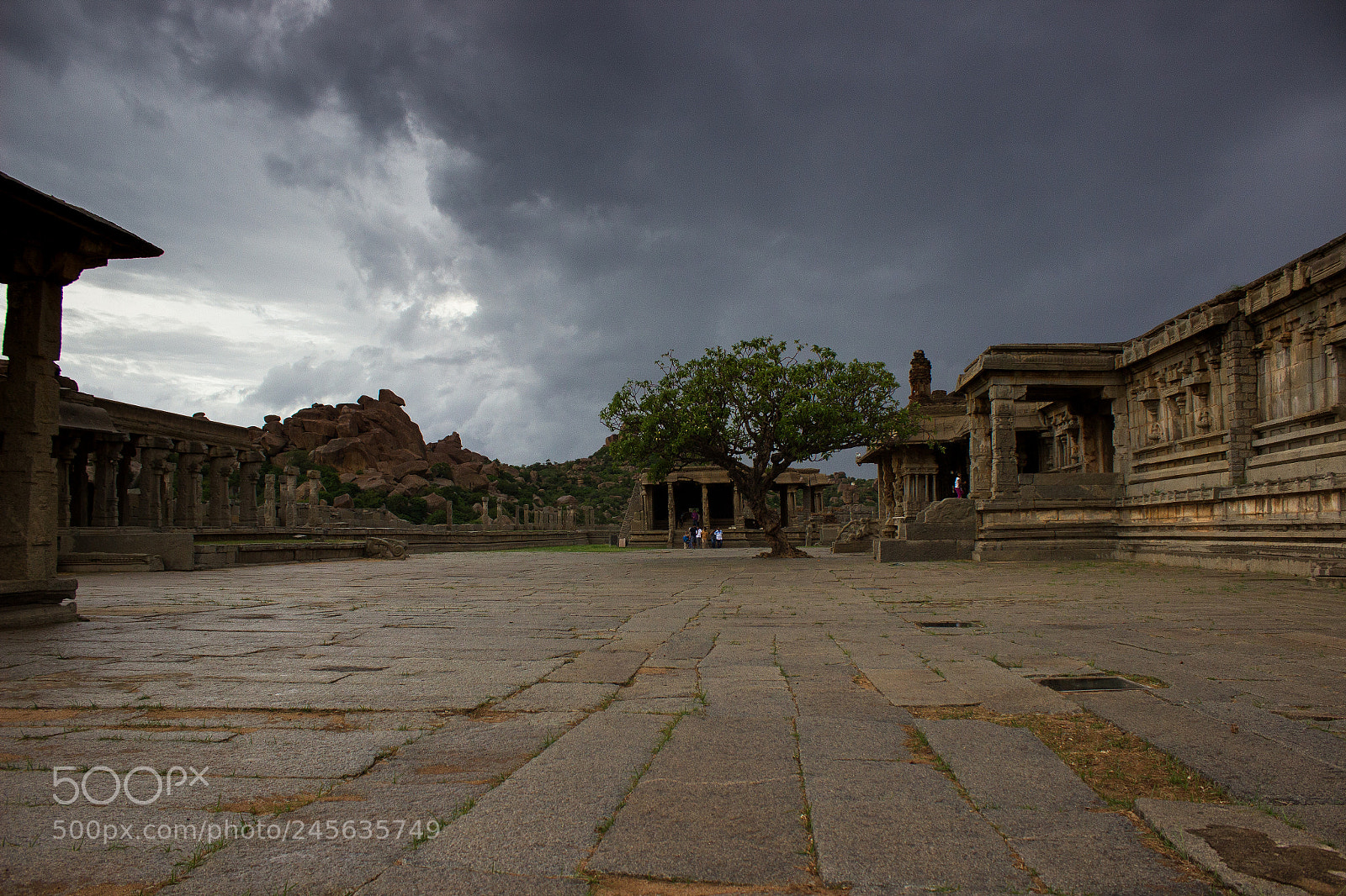 Canon EOS 600D (Rebel EOS T3i / EOS Kiss X5) sample photo. Vittala temple in hampi photography