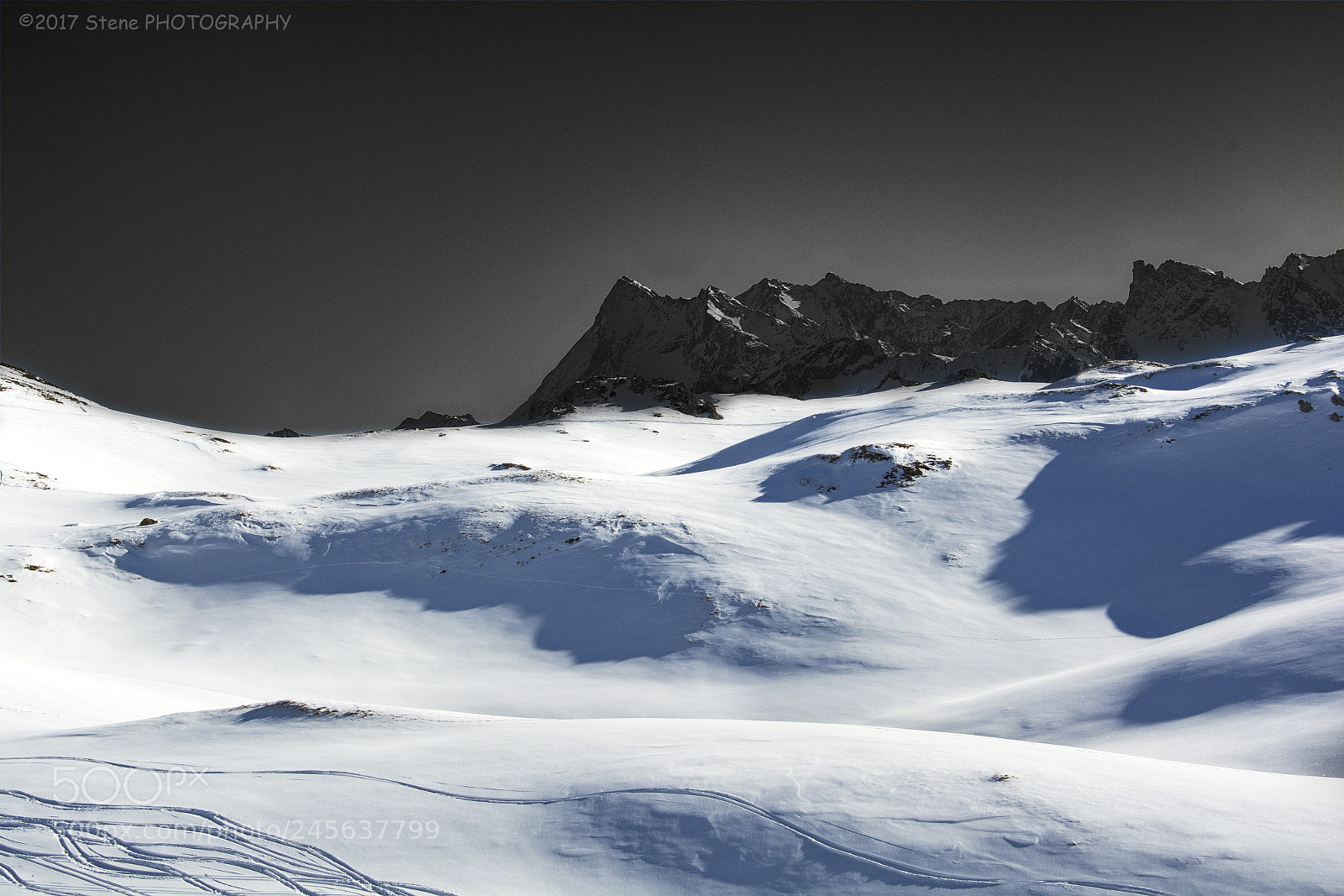 Nikon D5200 sample photo. Dramatic mountains photography