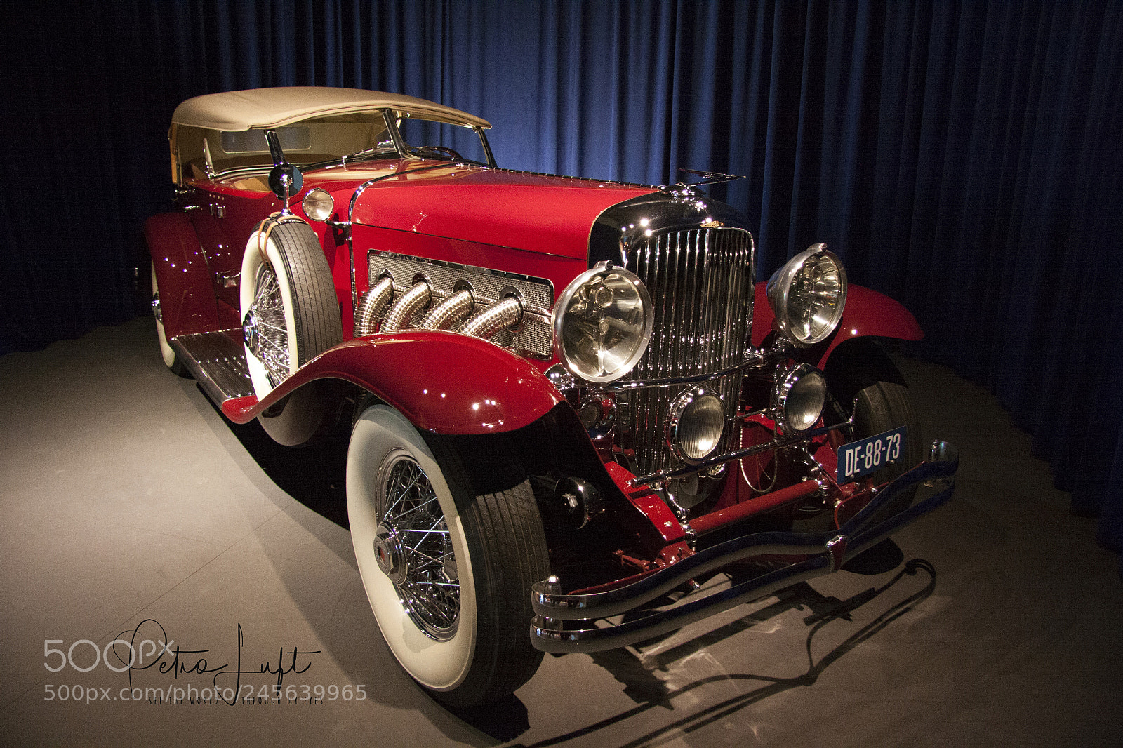 Canon EOS 50D sample photo. Classic red car photography