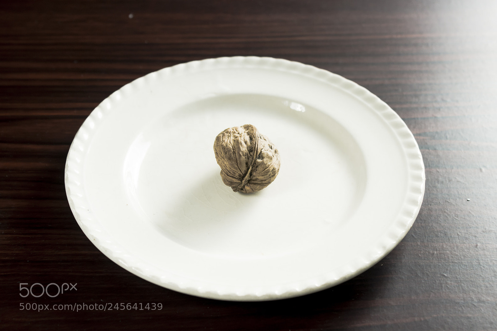 Canon EOS 600D (Rebel EOS T3i / EOS Kiss X5) sample photo. Walnut photography