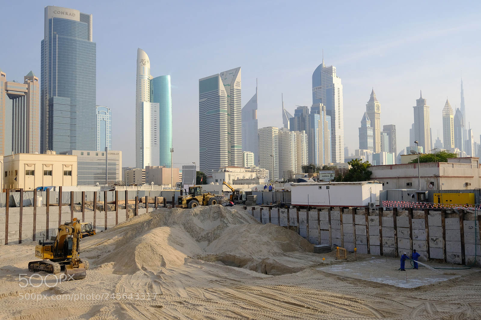 Fujifilm X-T2 sample photo. Behind the wall dubai photography