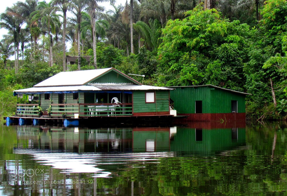 Canon PowerShot SX30 IS sample photo. Stilt restaurant photography