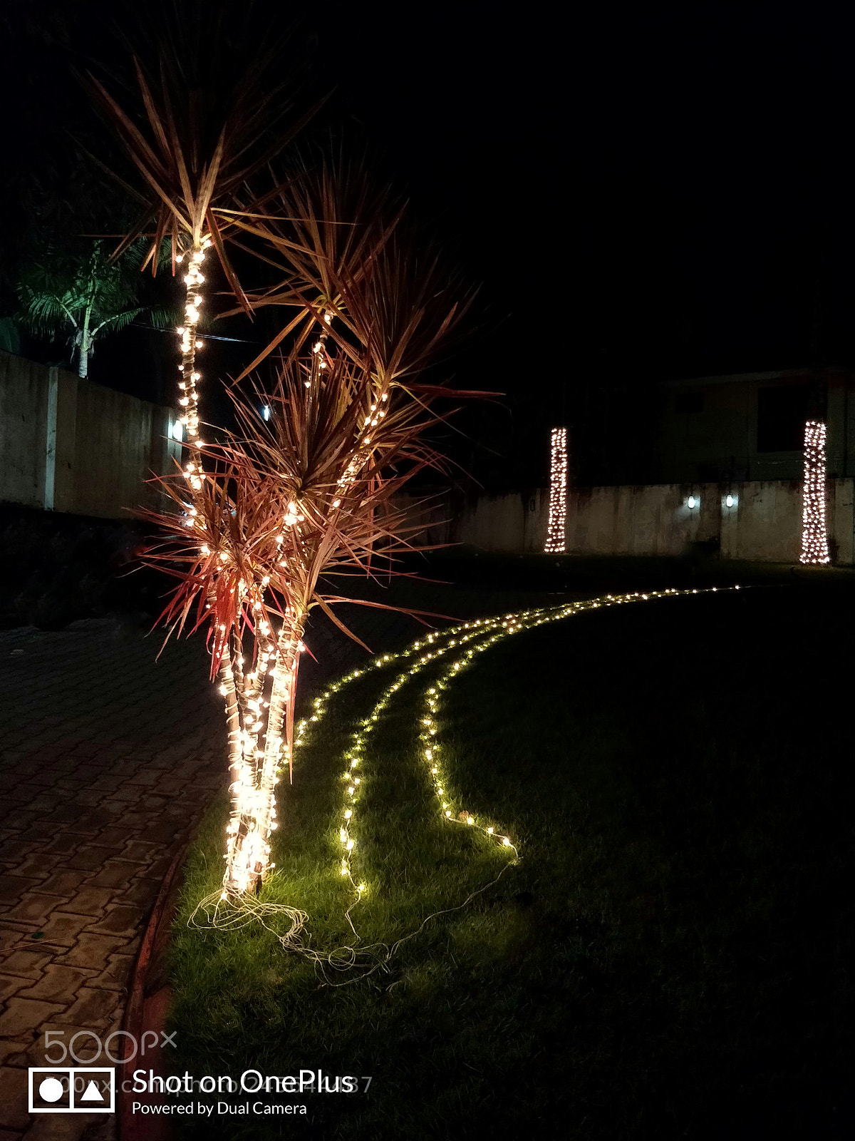 OnePlus 5 sample photo. Lights photography