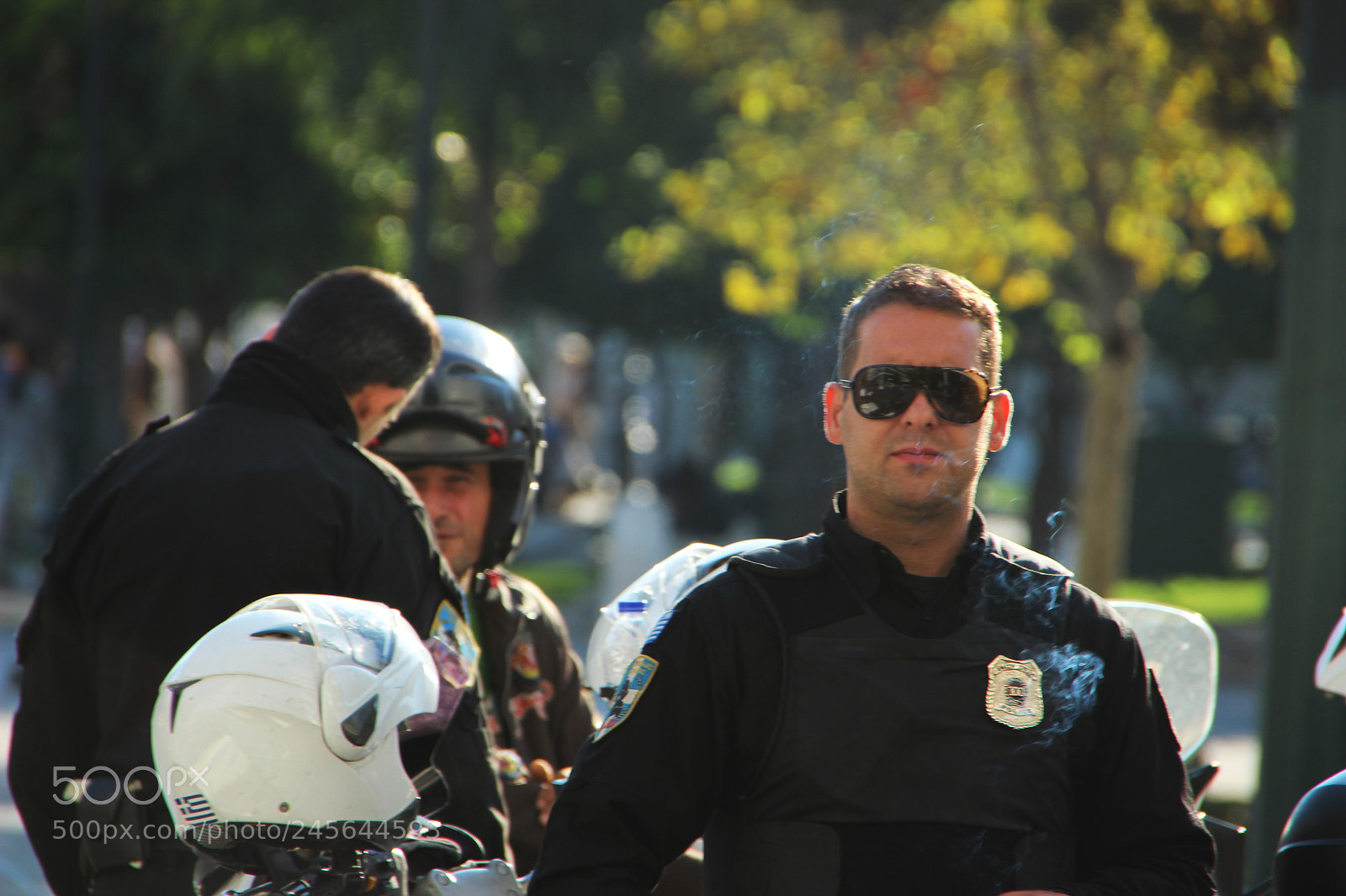 Canon EOS 600D (Rebel EOS T3i / EOS Kiss X5) sample photo. Athens police photography