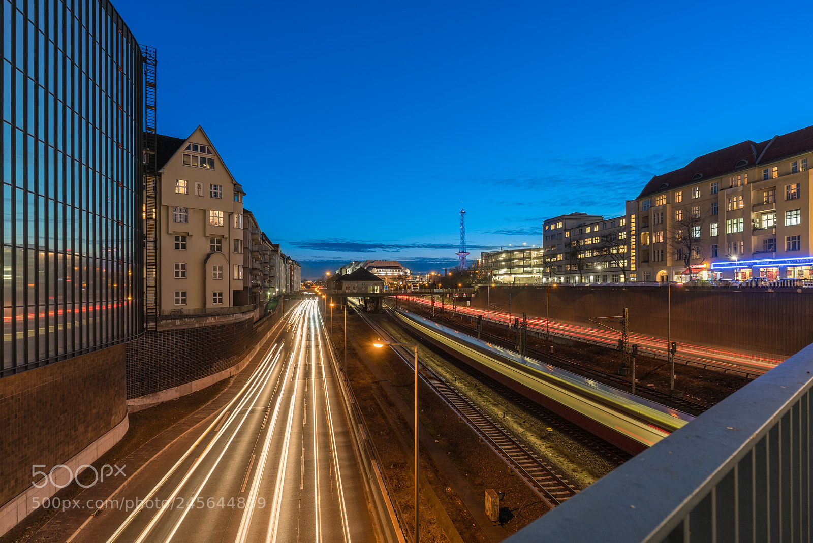 Sony a7R II sample photo. Traffic photography