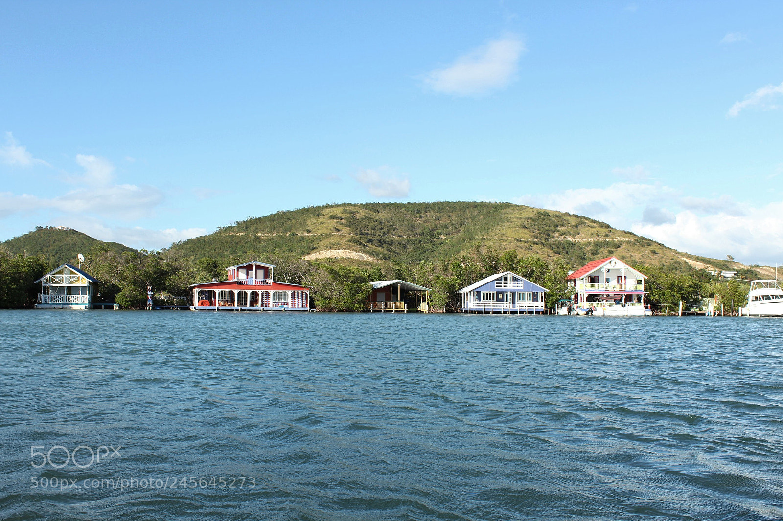 Canon EOS 1200D (EOS Rebel T5 / EOS Kiss X70 / EOS Hi) sample photo. Island coast photography