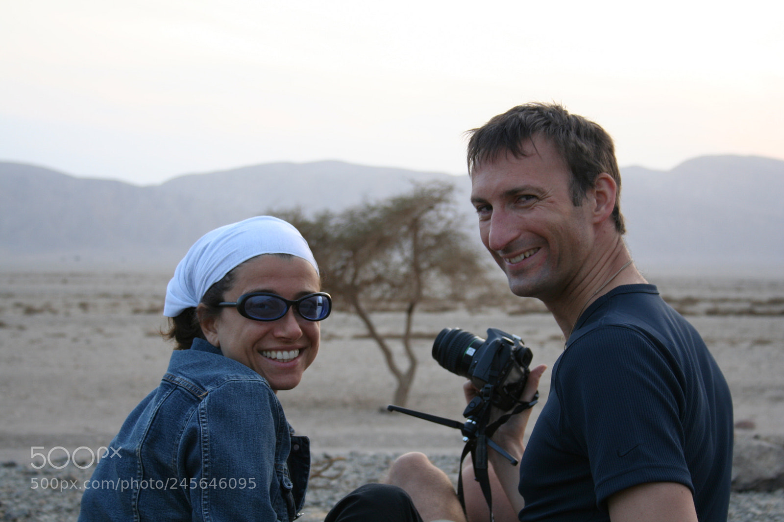Canon EOS 350D (EOS Digital Rebel XT / EOS Kiss Digital N) sample photo. Friends egypt o photography