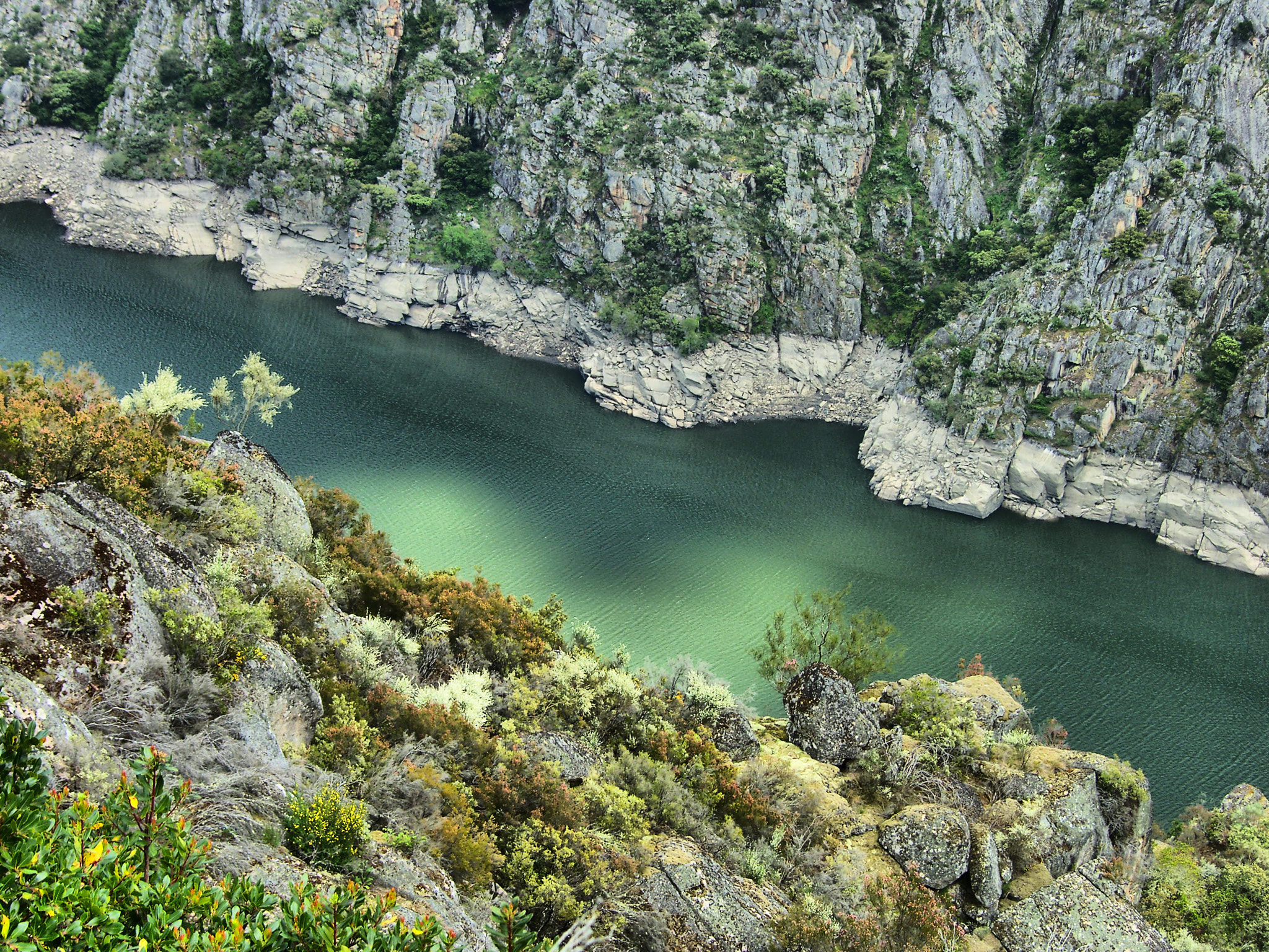 Samsung Pro 815 sample photo. Cañon del sil desde los balcones de madrid photography