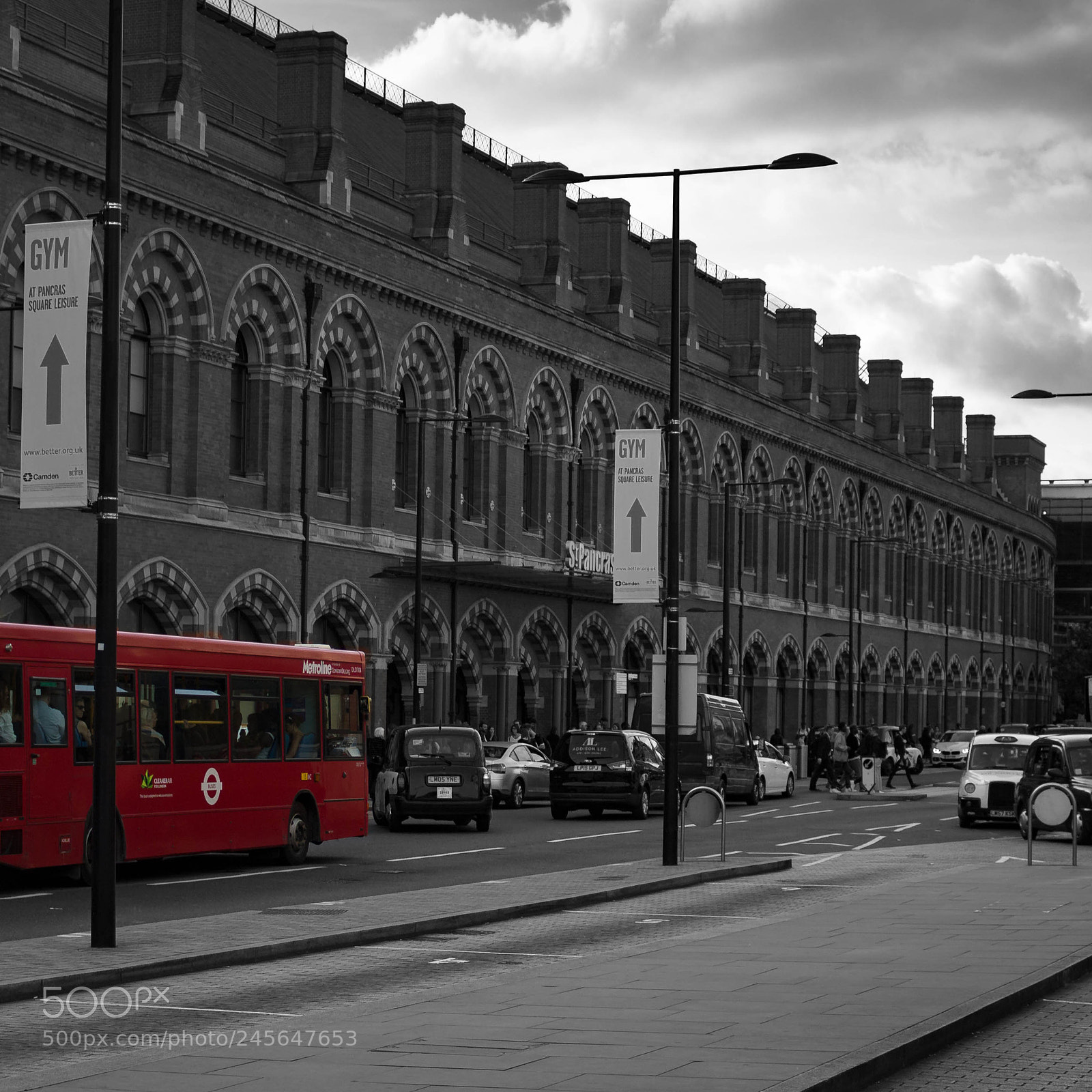 Canon EOS 100D (EOS Rebel SL1 / EOS Kiss X7) sample photo. A london bus photography
