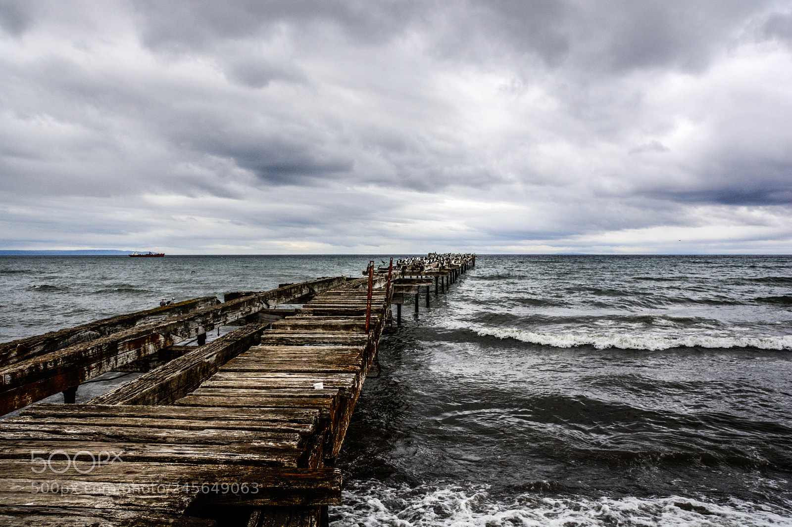 Nikon D5200 sample photo. Old dock in punta photography
