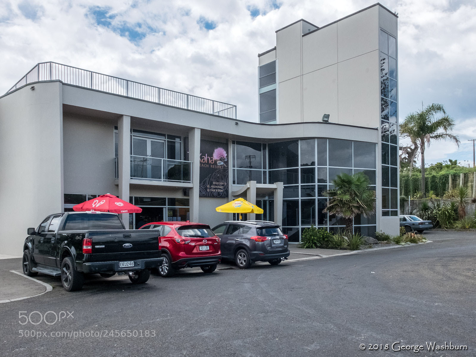Fujifilm X30 sample photo. Te kaha beach resort photography