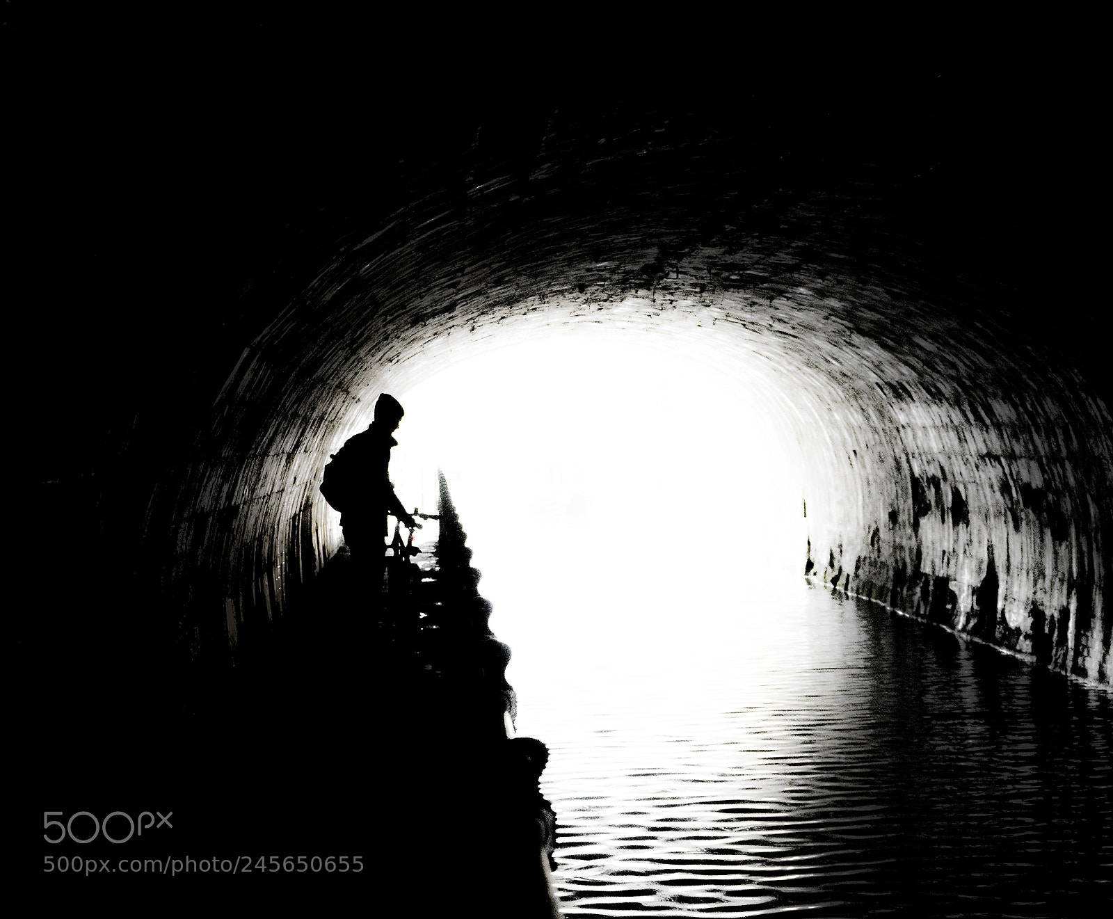 Sony a7 sample photo. Looking at the exit photography