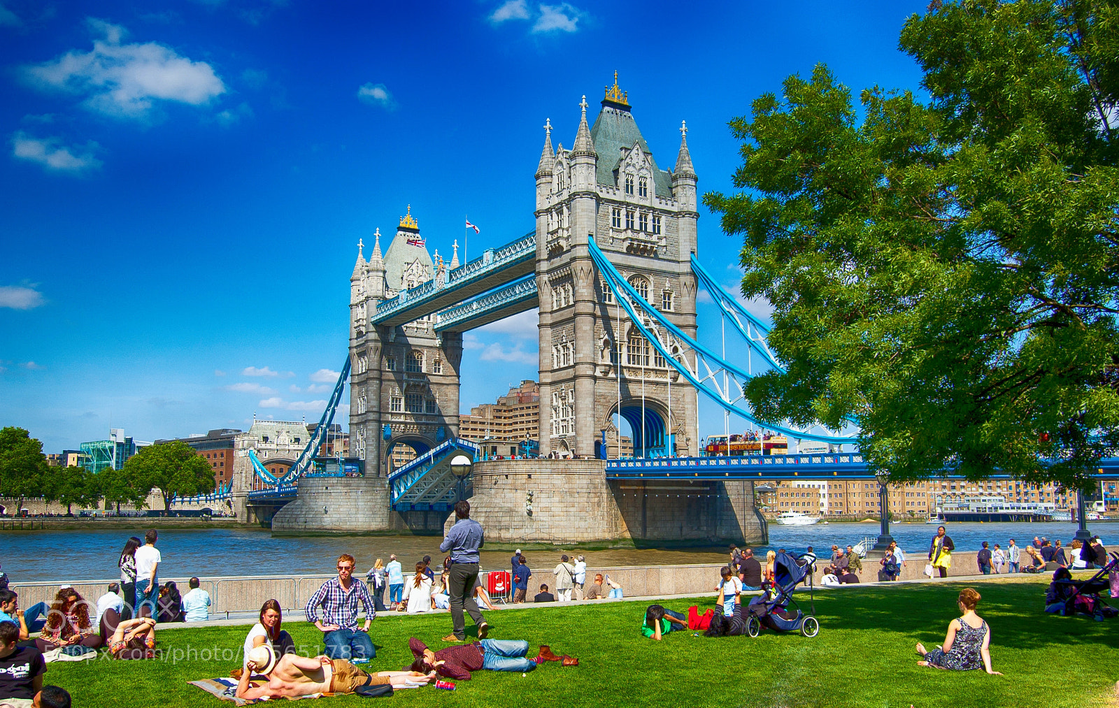 Nikon D40 sample photo. London bridge photography