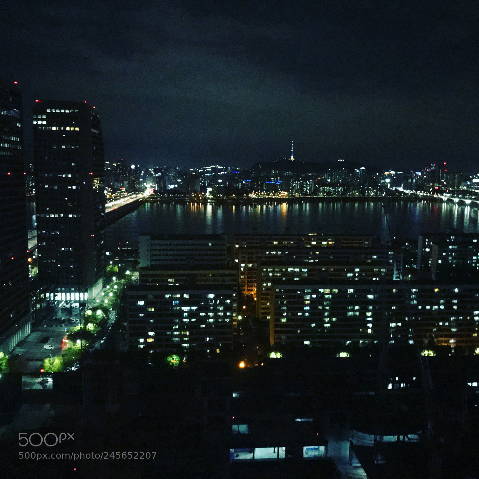 Apple iPhone 7 Plus sample photo. Night view from conrad photography