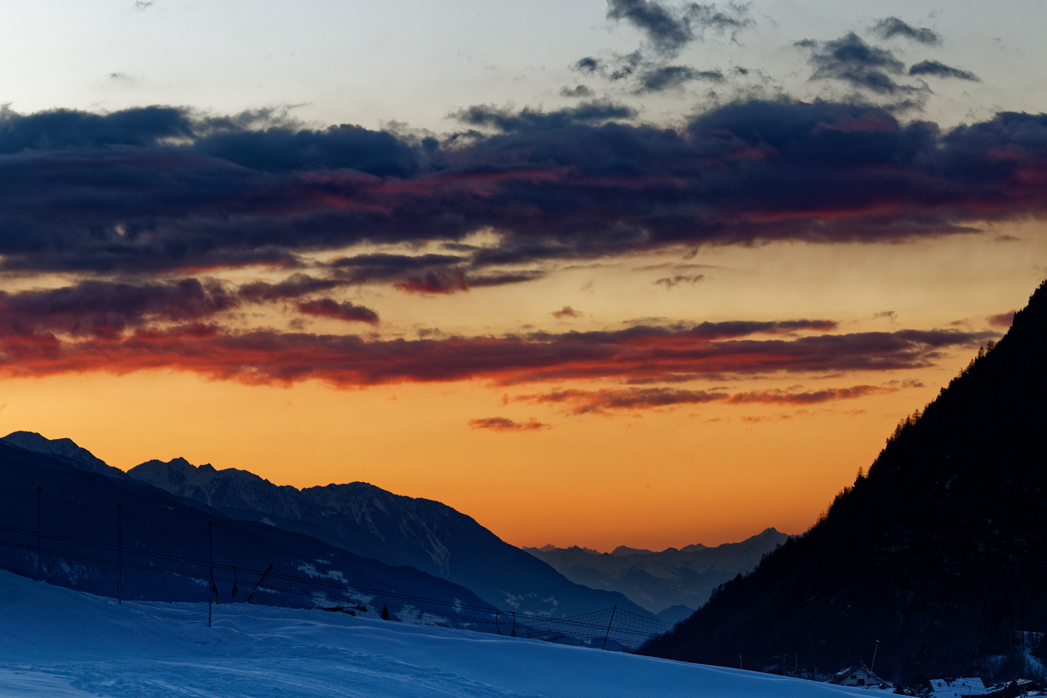 Canon EOS 6D + Canon EF 135mm F2L USM sample photo. Sunset in winter photography