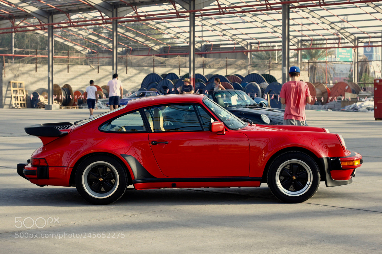 Canon EOS 500D (EOS Rebel T1i / EOS Kiss X3) sample photo. 1987 porsche 930 turbo photography