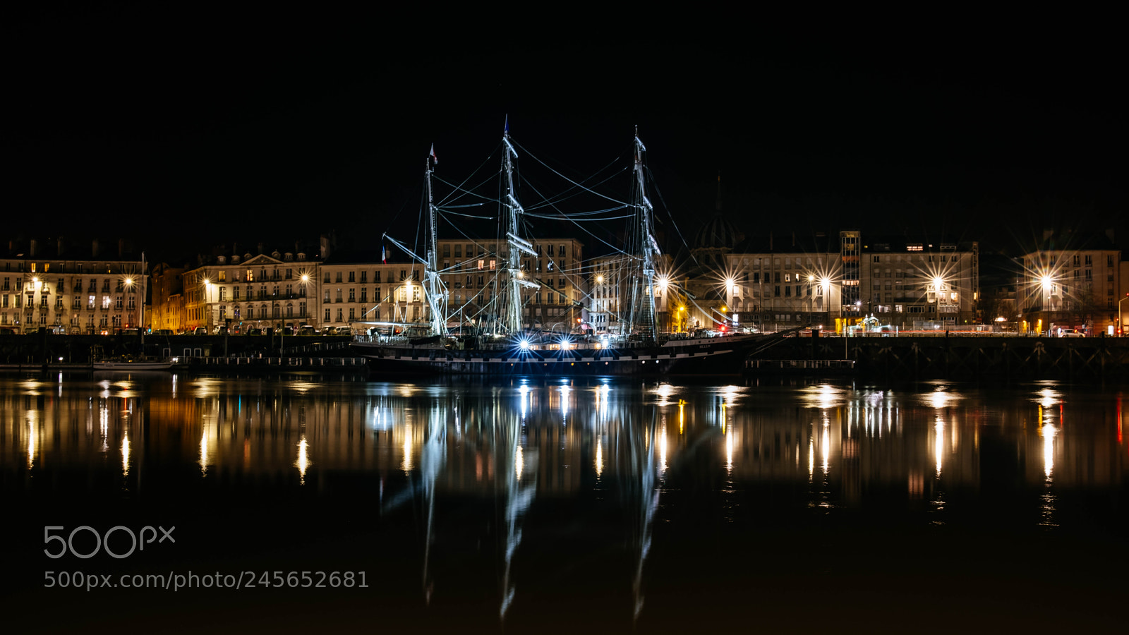 Fujifilm X-Pro2 sample photo. Belem by night photography