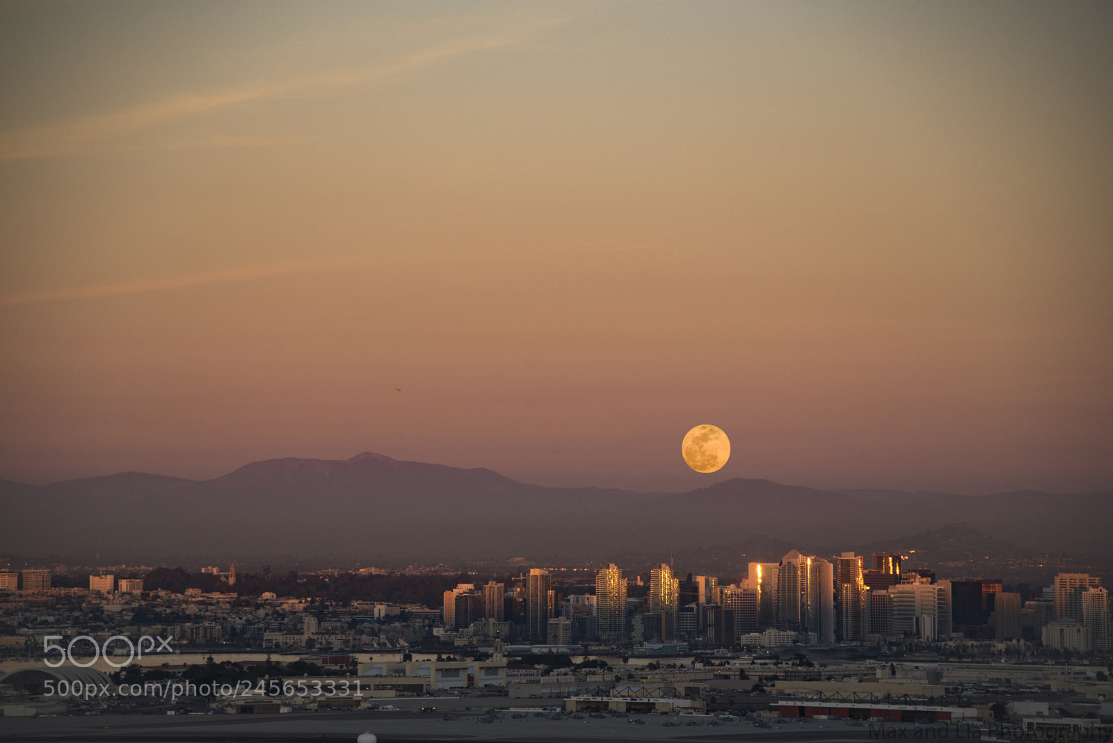 Nikon D610 sample photo. Skypenglow and moonlight photography