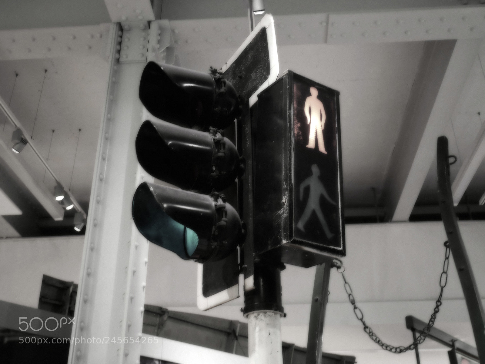Panasonic Lumix DMC-GX85 (Lumix DMC-GX80 / Lumix DMC-GX7 Mark II) sample photo. Bristol streets photography