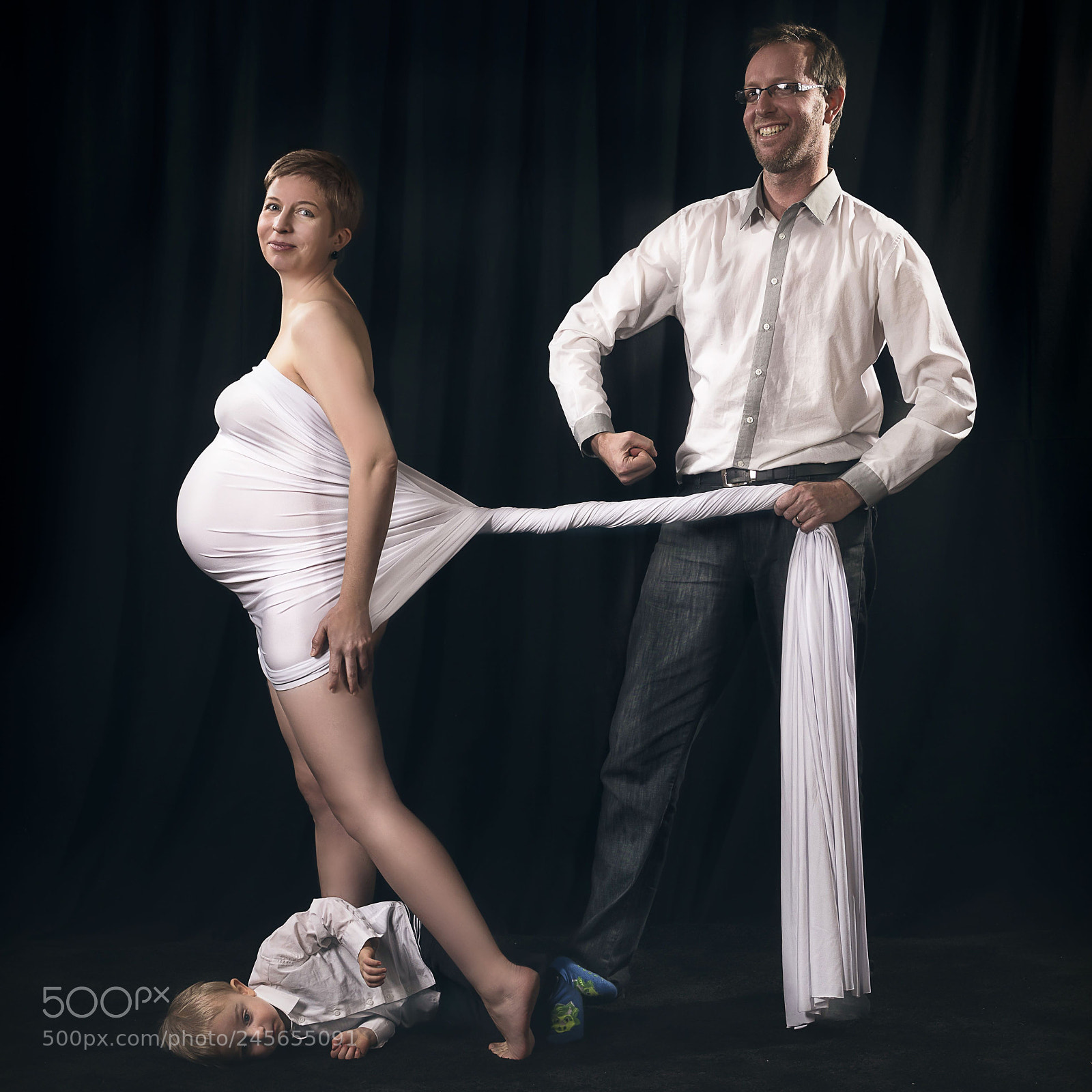 Nikon D810 sample photo. Pregnant photography