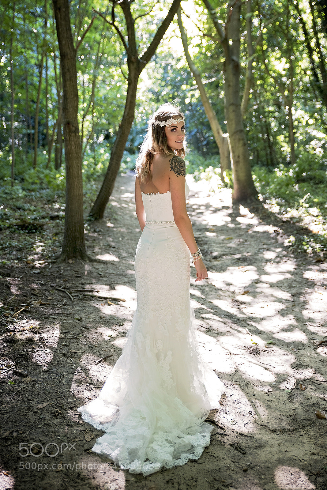 Nikon D810 sample photo. Abbie full length photography