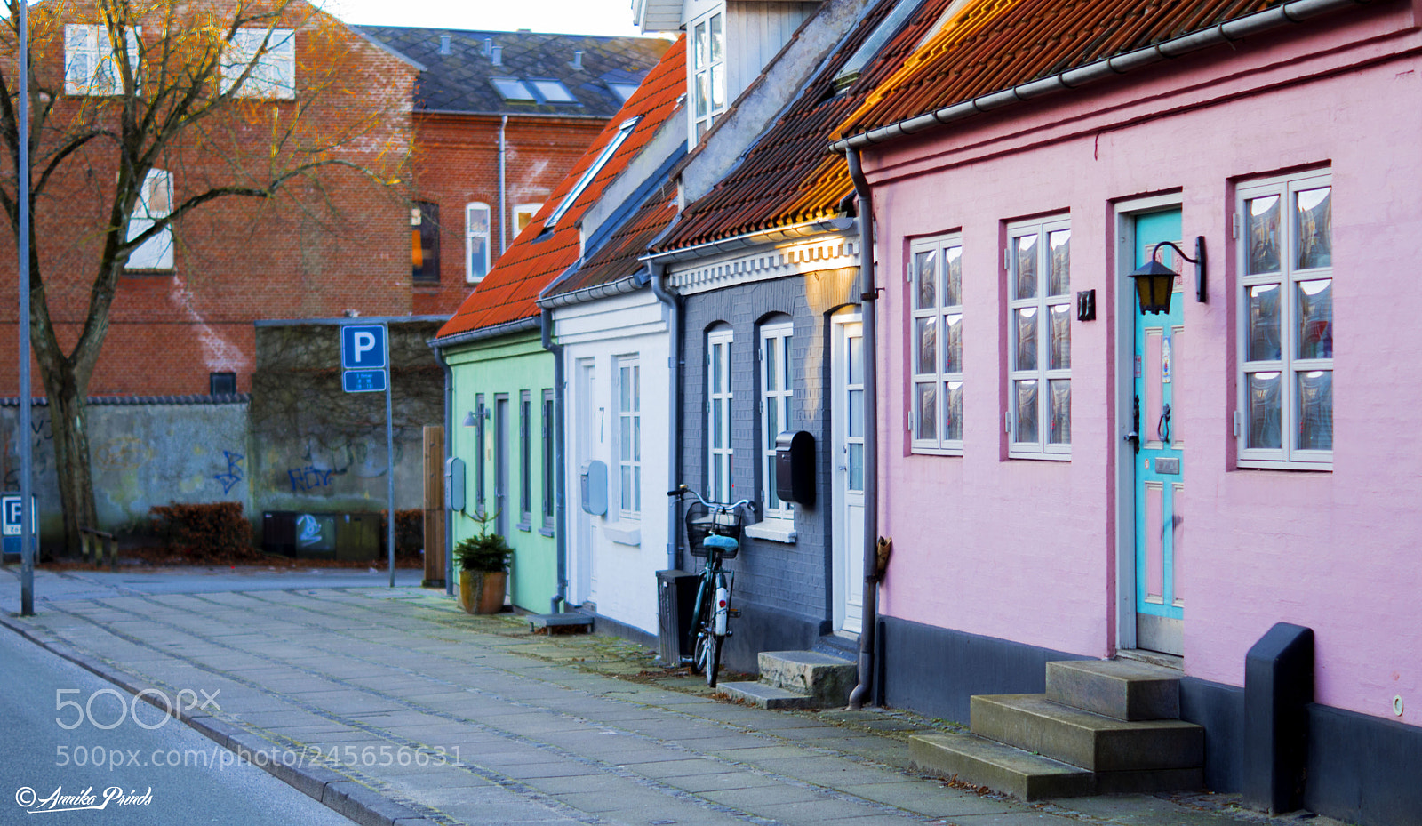Sony SLT-A68 sample photo. Small city house in photography
