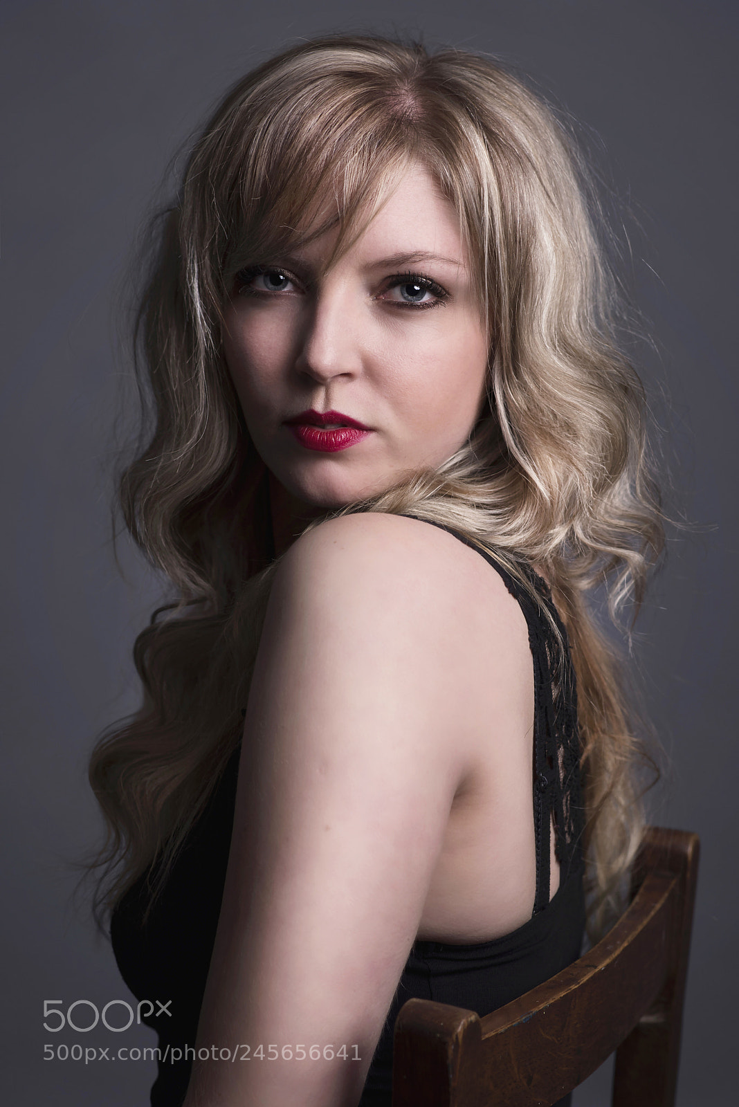 Nikon D810 sample photo. Classic beauty photography