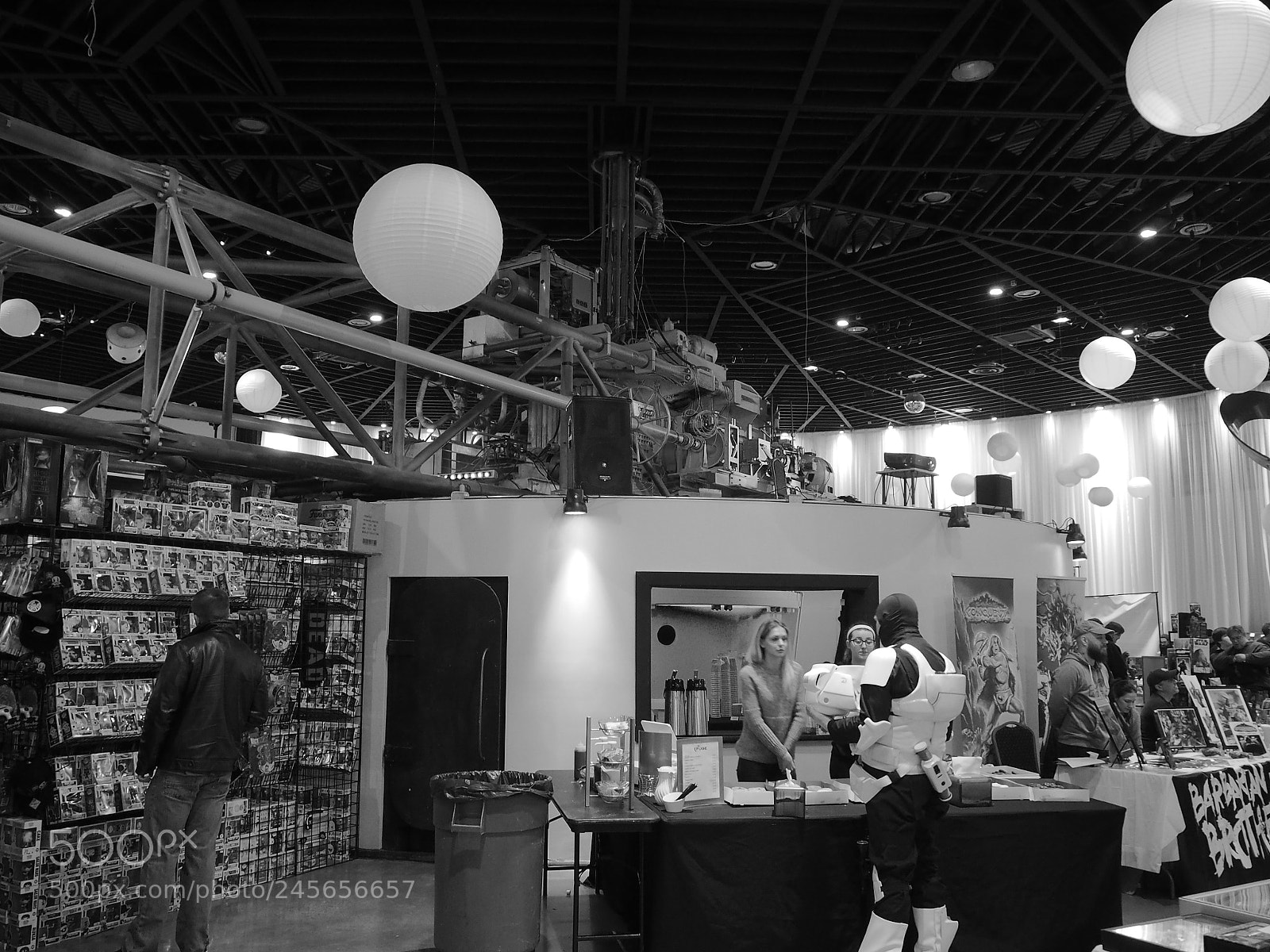 Olympus OM-D E-M10 II sample photo. Stormtrooper taking a donut photography