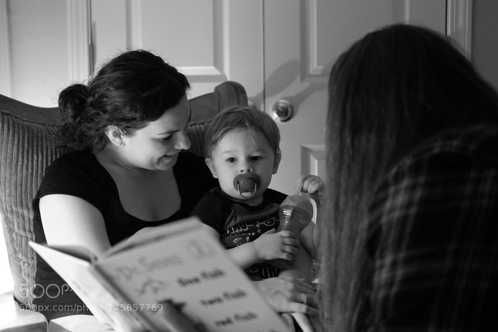 Fujifilm X-T2 sample photo. Story time! photography