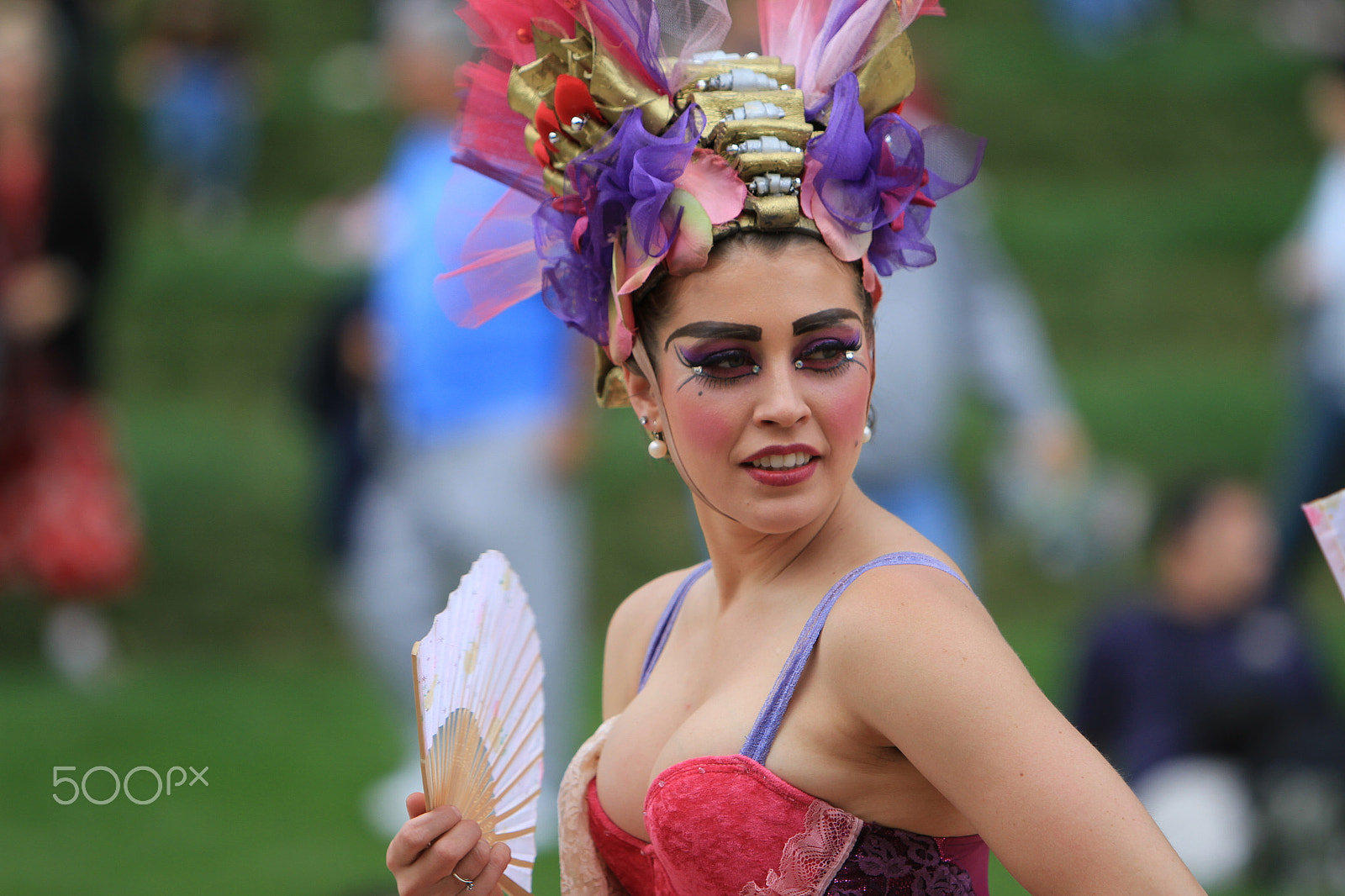 Canon EF 70-200mm F2.8L IS USM sample photo. Strange fruit performer photography