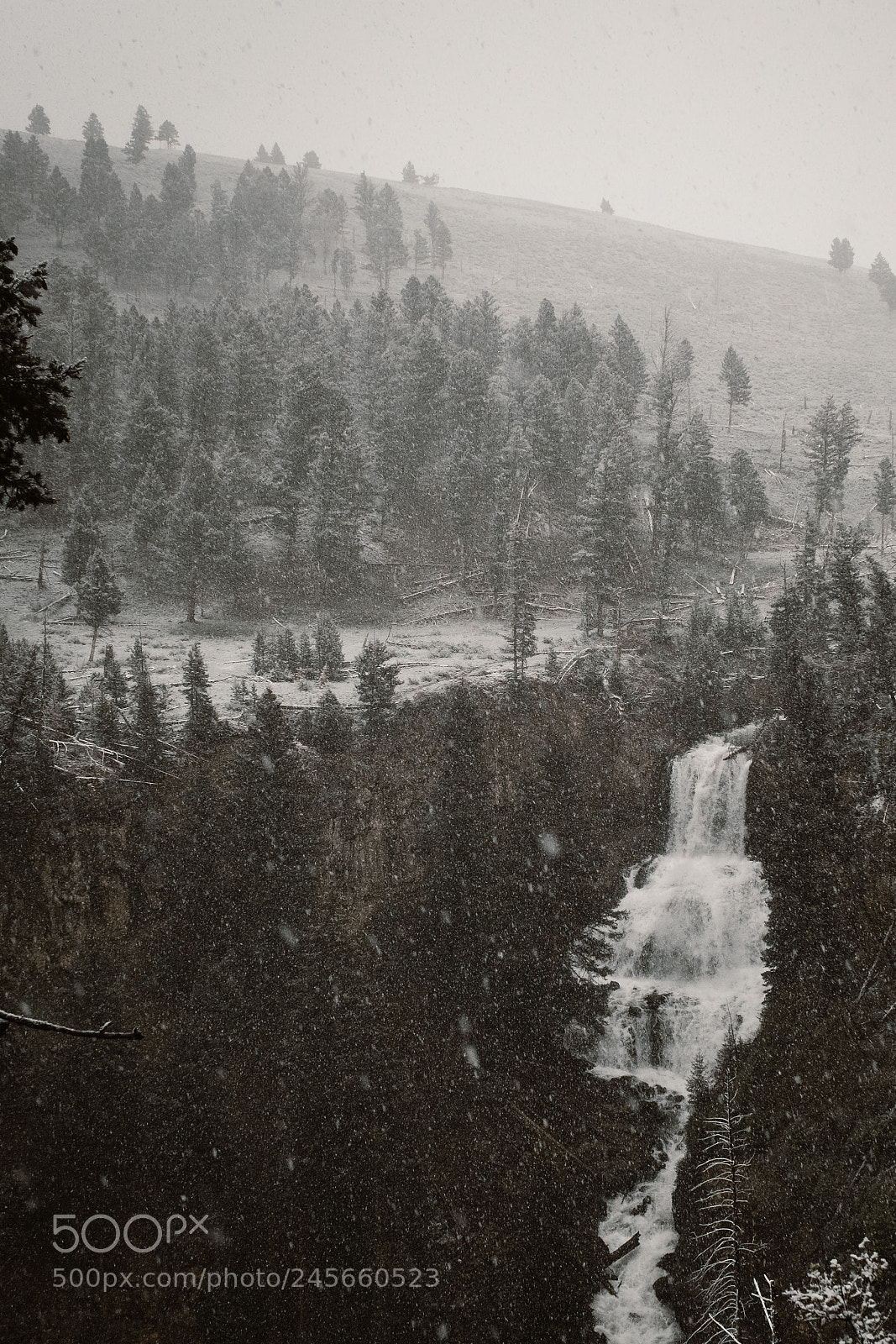 Fujifilm X-T2 sample photo. Yellowstone waterfall photography