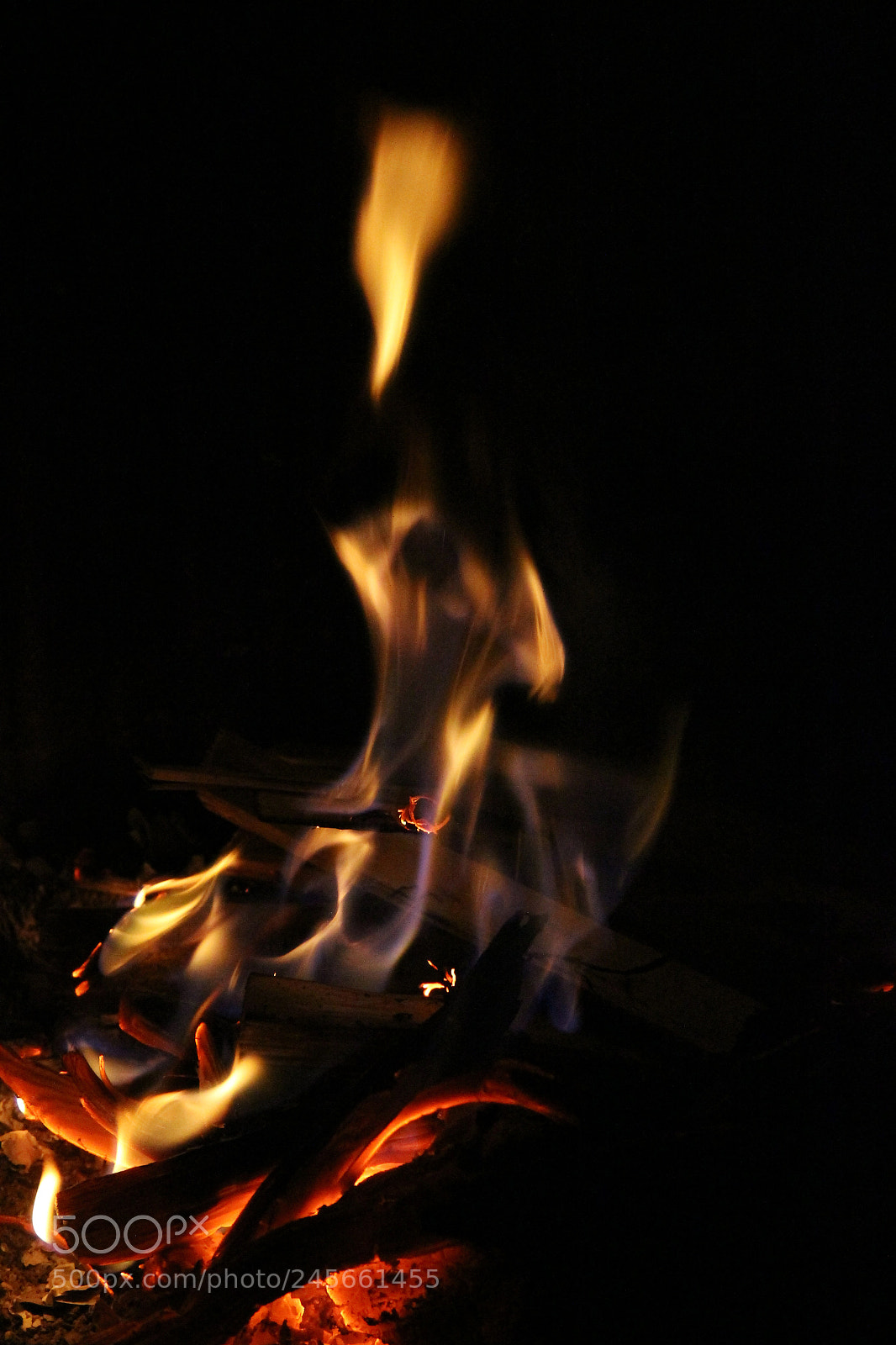 Canon EOS 550D (EOS Rebel T2i / EOS Kiss X4) sample photo. Fire photography