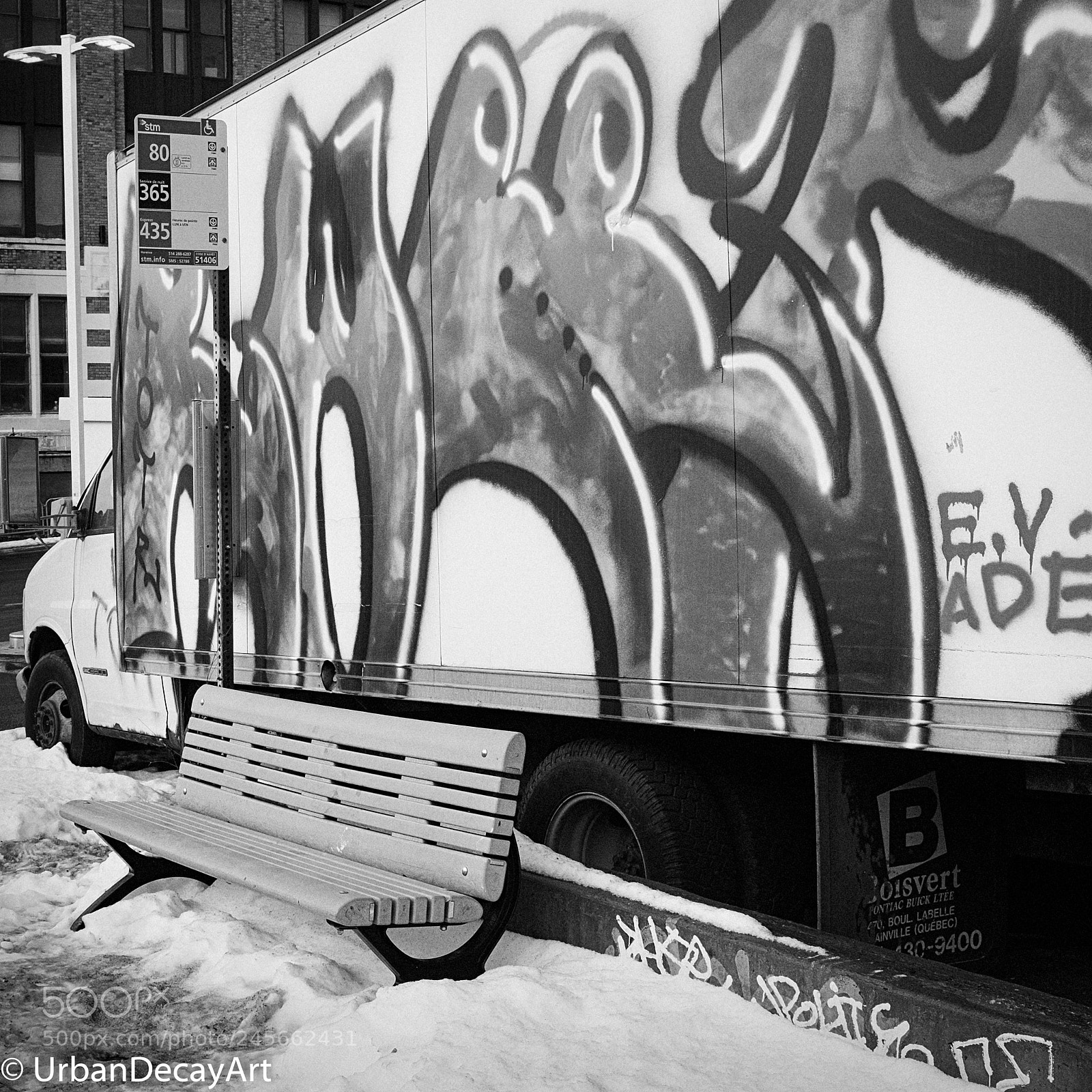 Fujifilm X100S sample photo. The stop photography