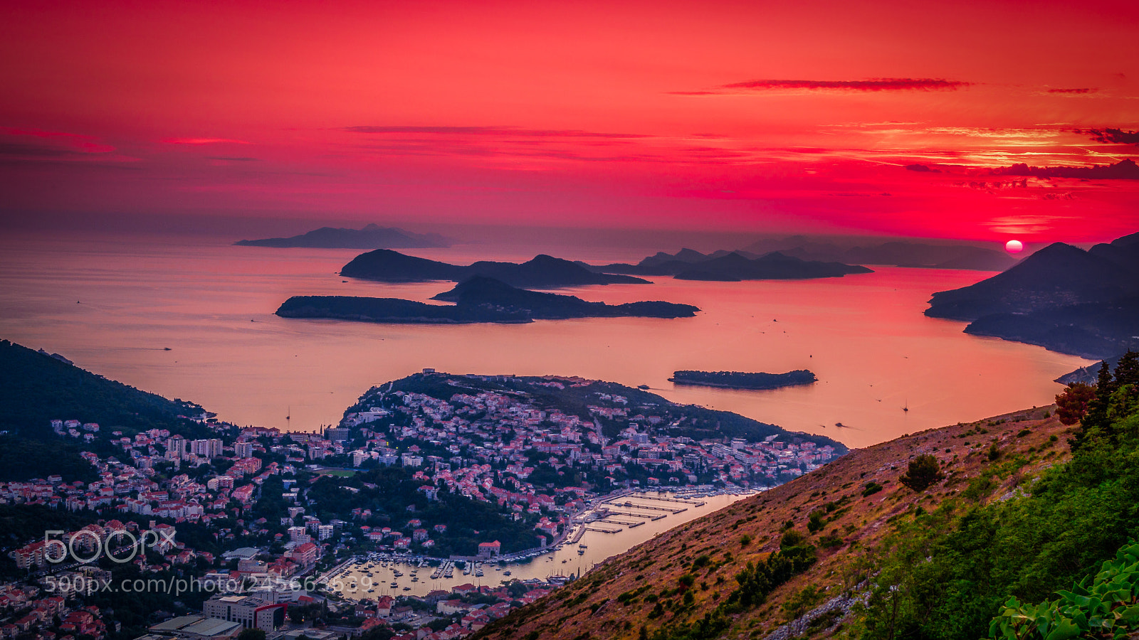 Nikon D810 sample photo. Sunset over dubrovnik and photography