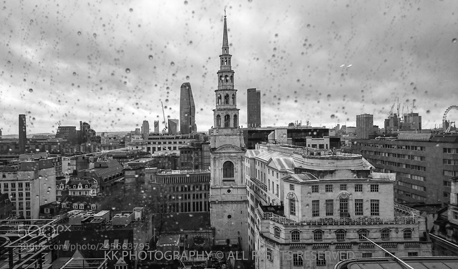 Sony Xperia XZ sample photo. Rainy london city photography
