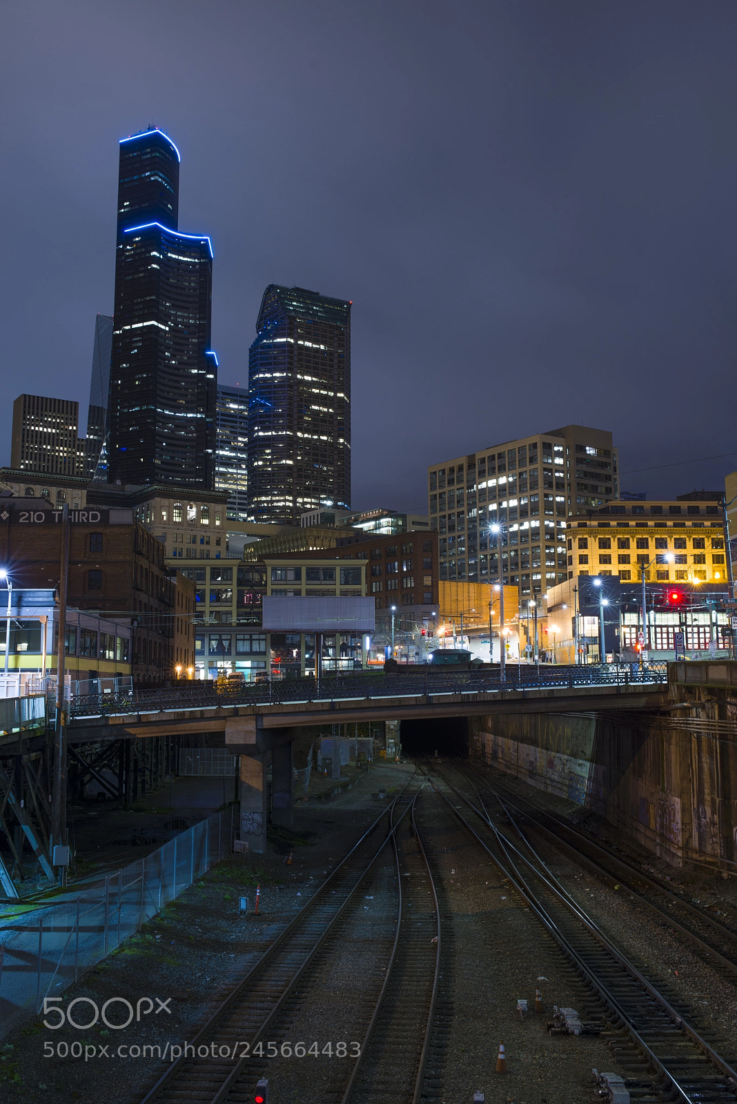 Nikon D800 sample photo. Seattle train lines photography