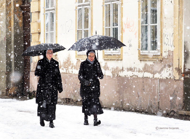 Olympus OM-D E-M1 Mark II sample photo. Two nuns photography