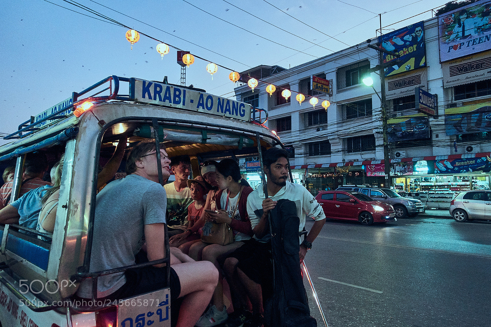 Sony Cyber-shot DSC-RX100 III sample photo. People in krabi night photography