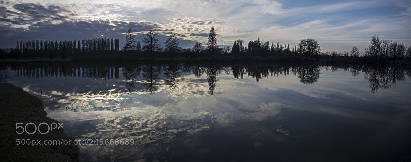 Nikon D3100 sample photo. Water sky photography