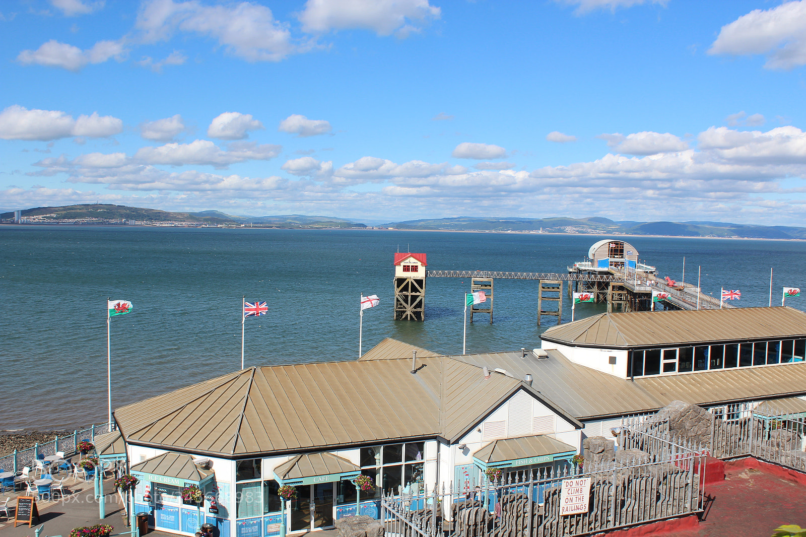 Canon EOS 600D (Rebel EOS T3i / EOS Kiss X5) sample photo. Mumbles photography