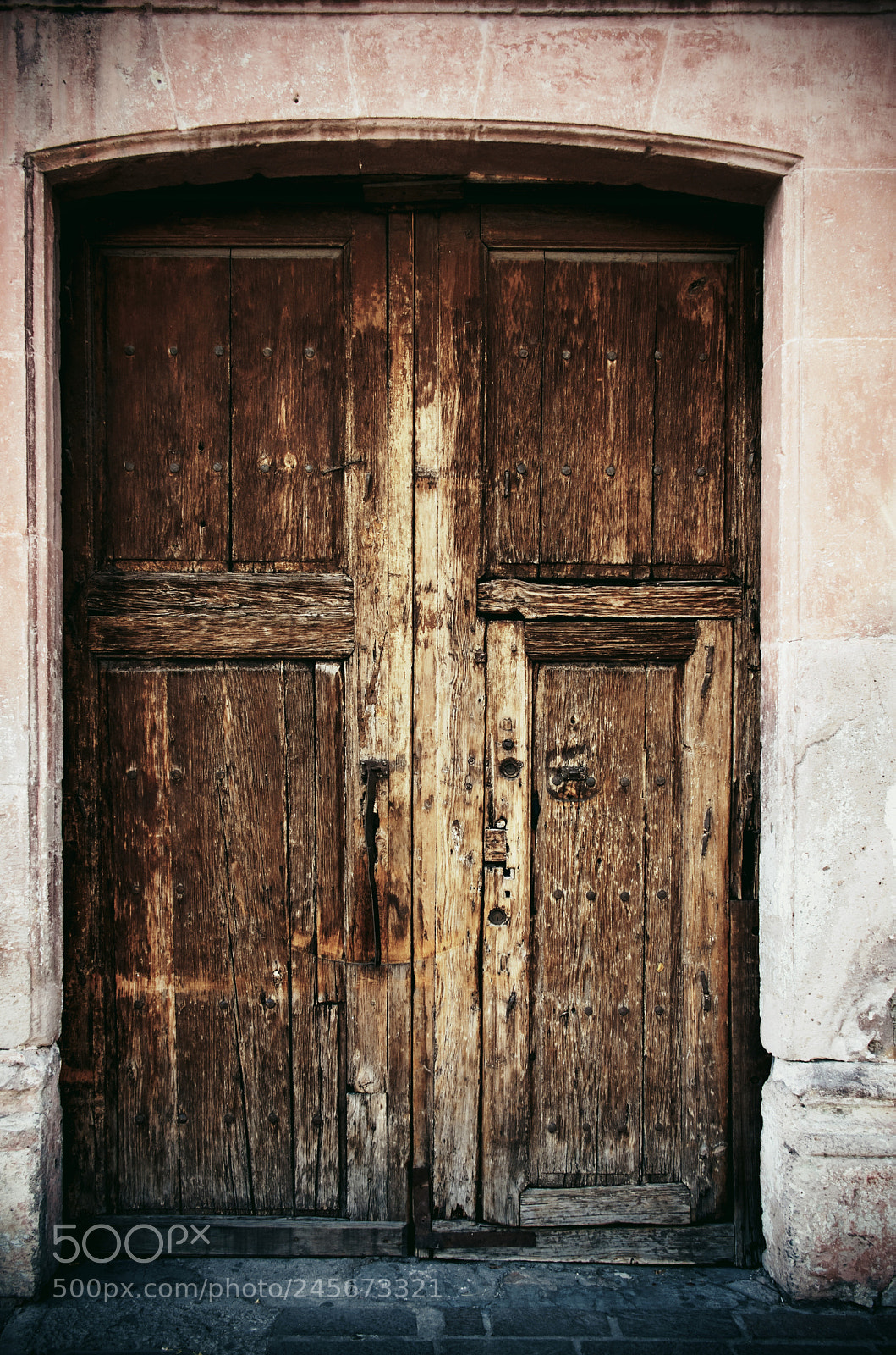 Nikon D5600 sample photo. Closed door photography