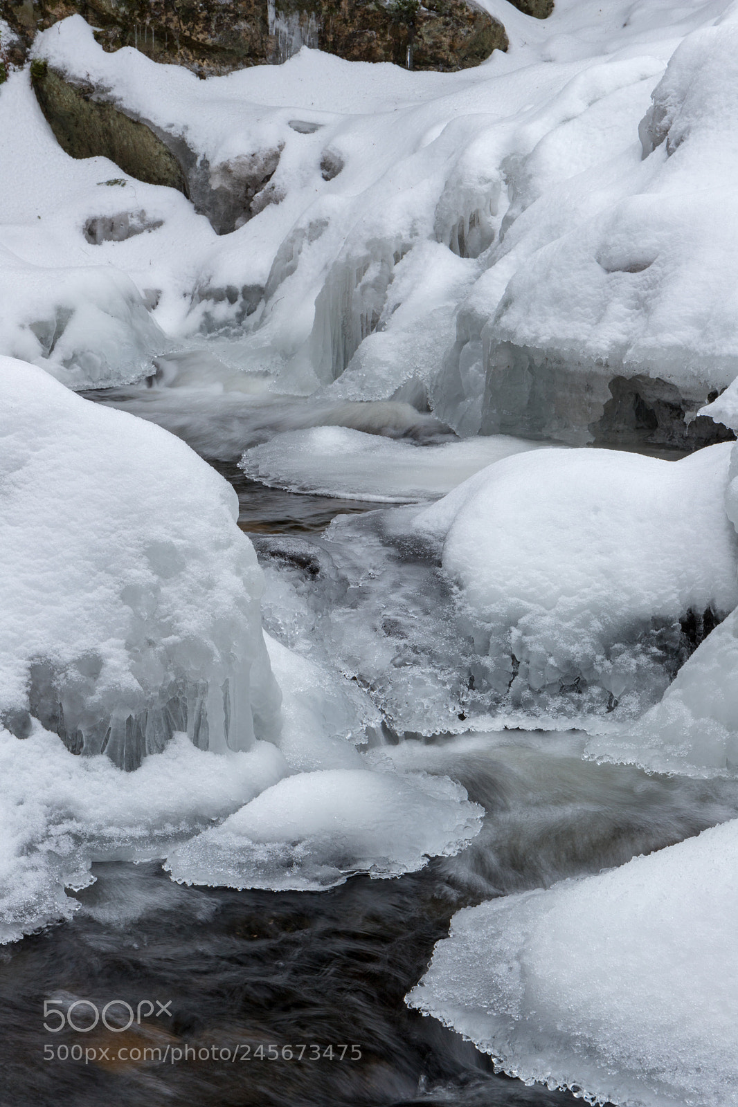 Canon EOS 6D Mark II sample photo. Bear's den falls photography