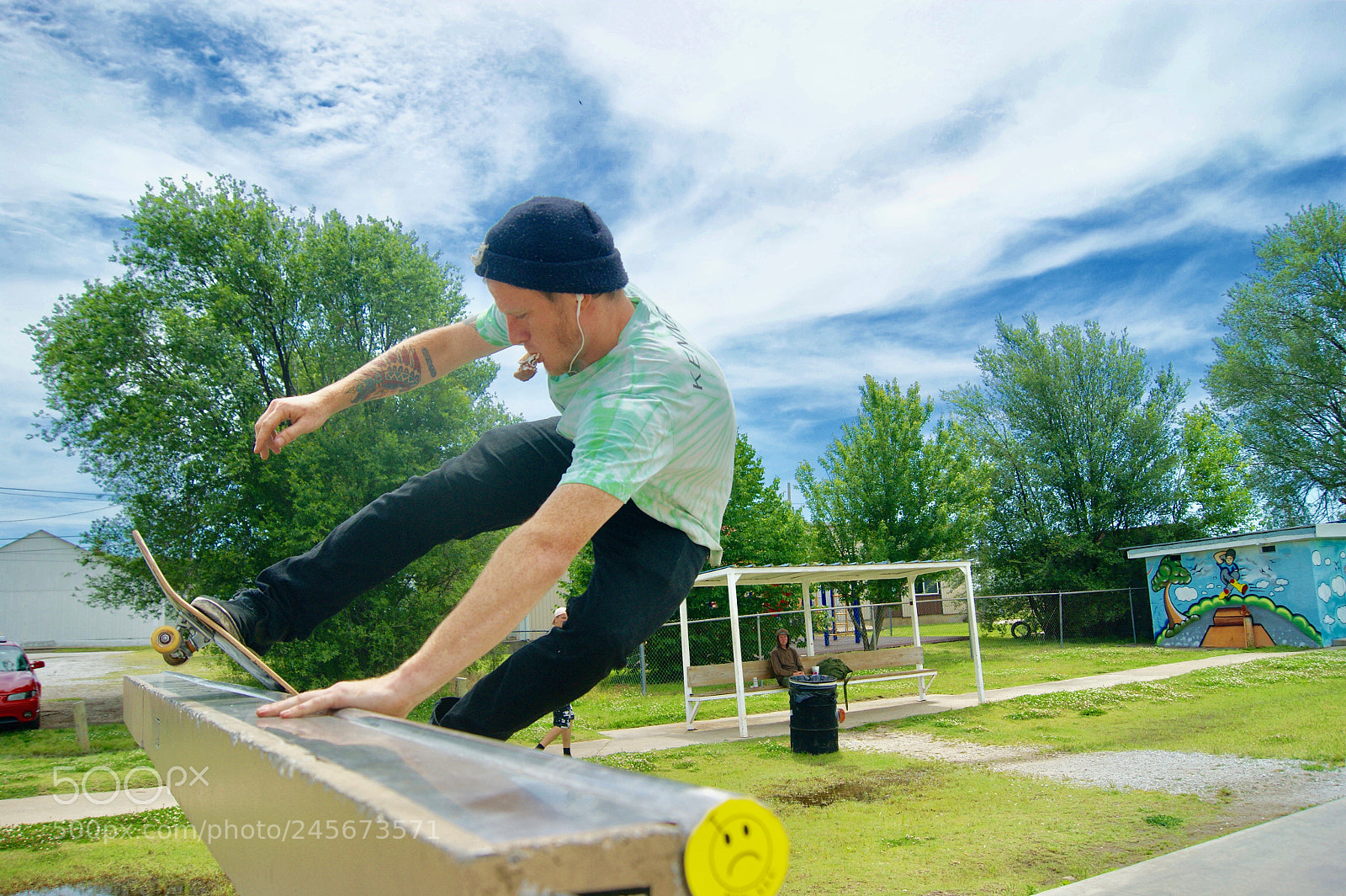 Sony Alpha DSLR-A390 sample photo. Skating with ice-cream photography