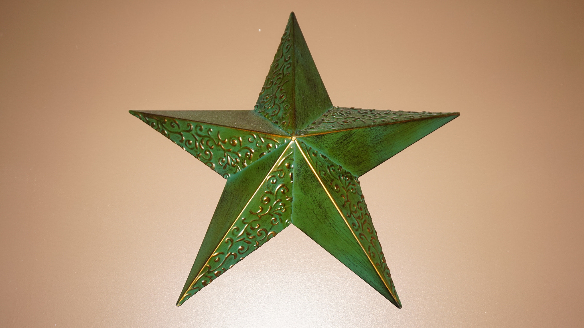 Sony Alpha a5000 (ILCE 5000) + Sony E 18-50mm F4-5.6 sample photo. Star metal art photography