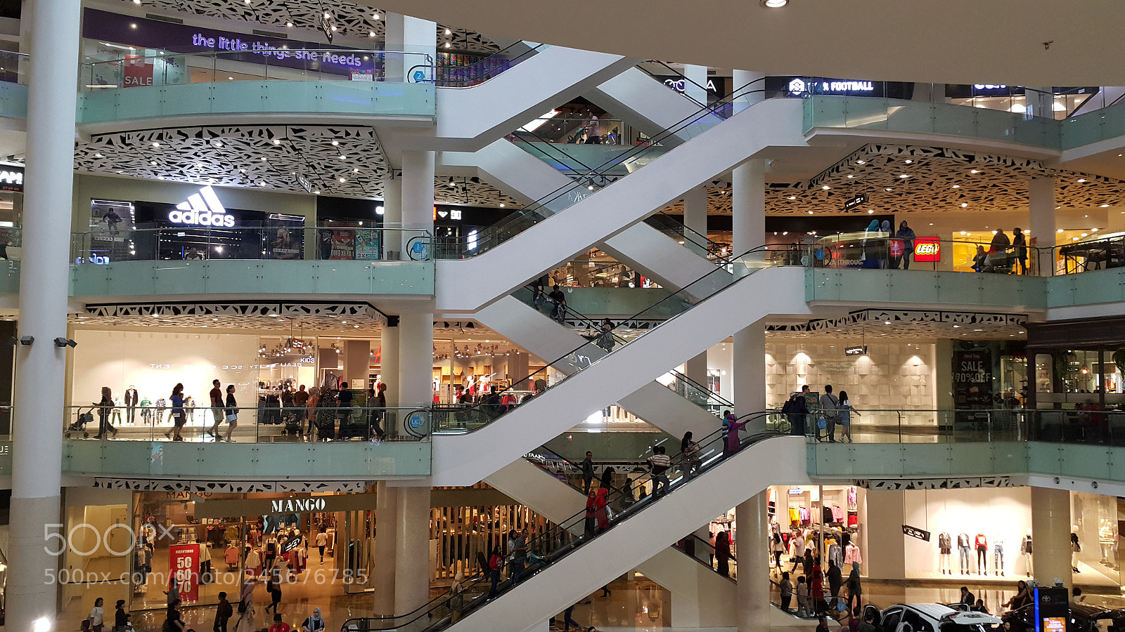 Samsung Galaxy Note4 sample photo. Integrated mall - gandaria photography