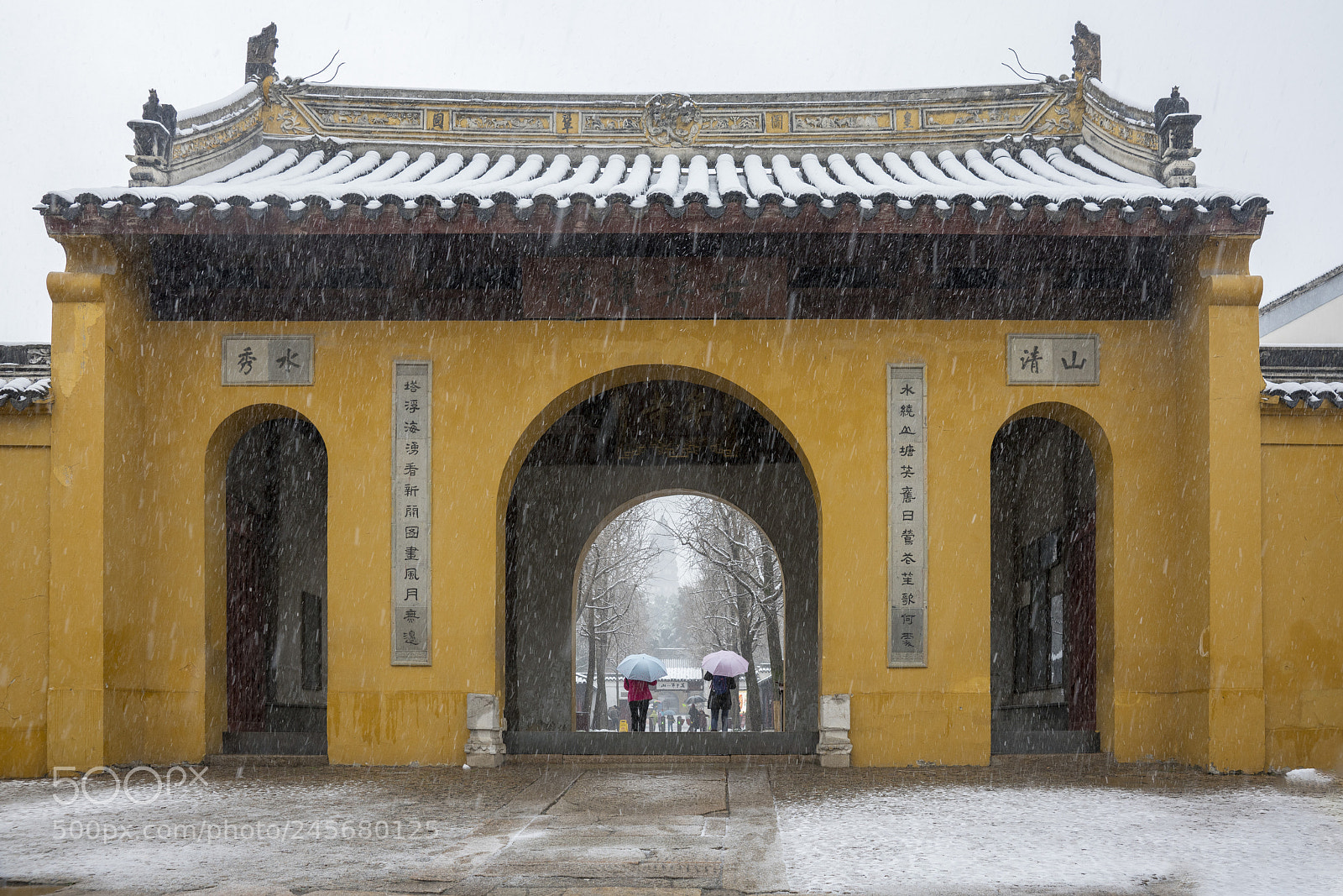 Sony a99 II sample photo. 苏州虎丘山门 photography