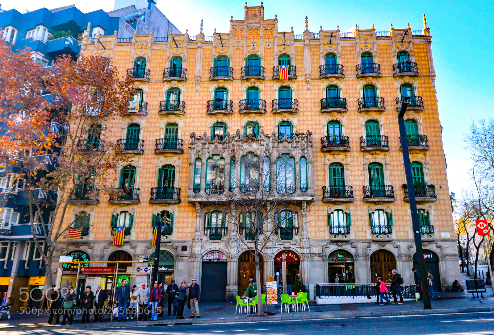Canon EOS 750D (EOS Rebel T6i / EOS Kiss X8i) sample photo. Barcelona , spain photography