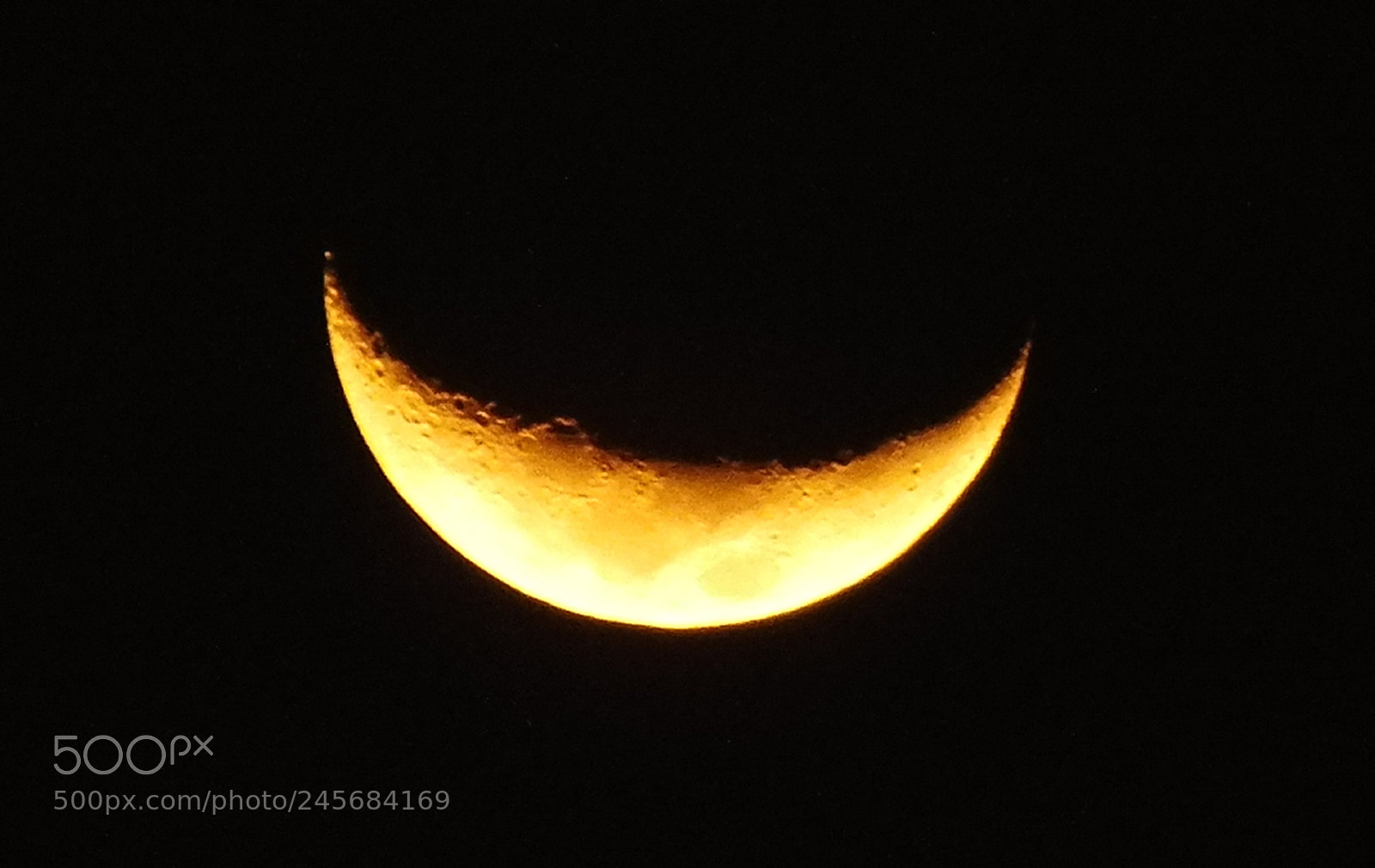 Fujifilm FinePix HS30EXR sample photo. Shinning crescent moon photography
