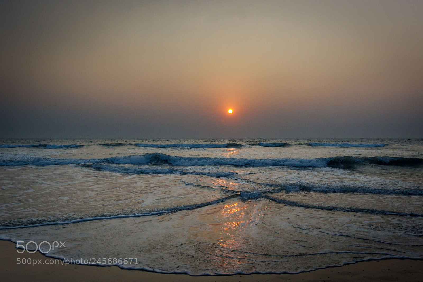 Canon EOS 600D (Rebel EOS T3i / EOS Kiss X5) sample photo. Crashing waves photography