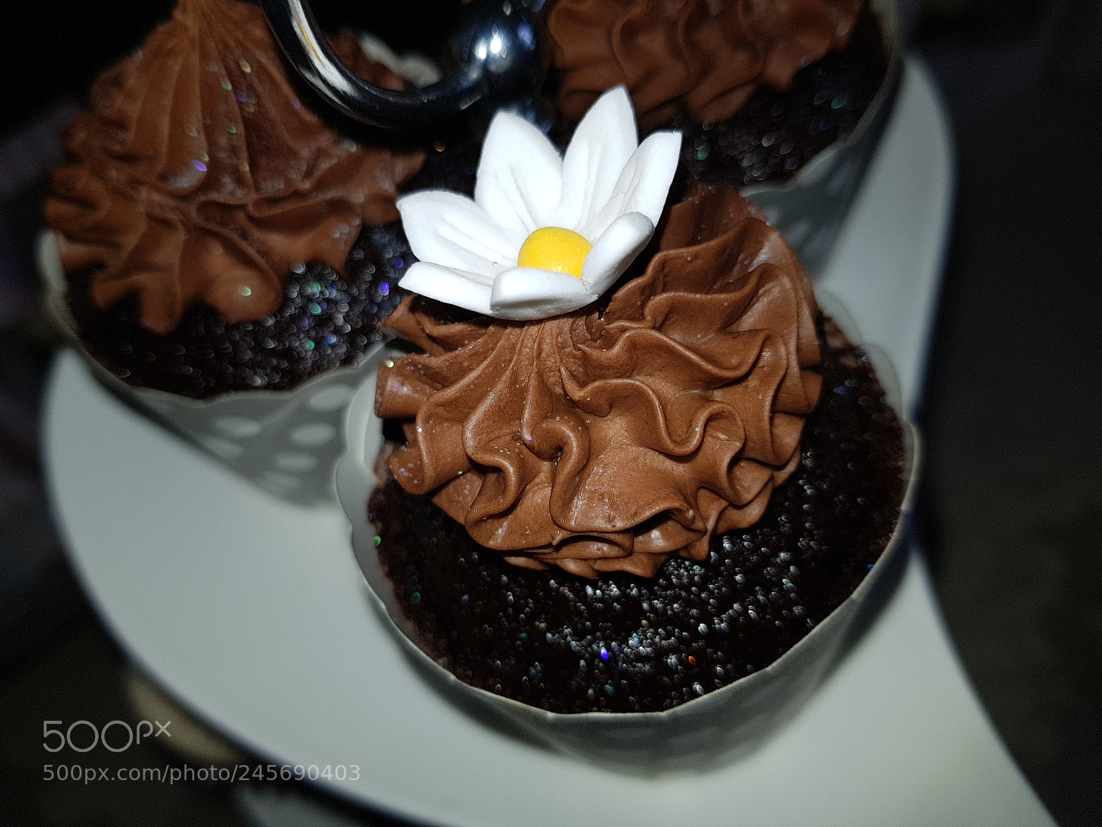 Samsung Galaxy S8+ sample photo. Chocolate cupcake photography